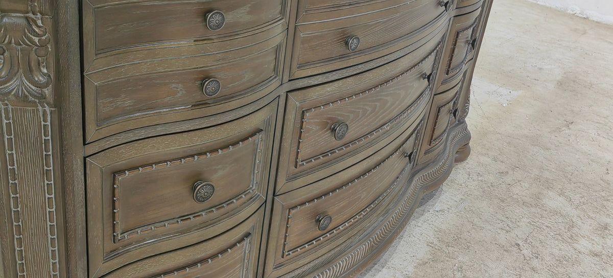 B803-31 - DRESSER - BLR WH