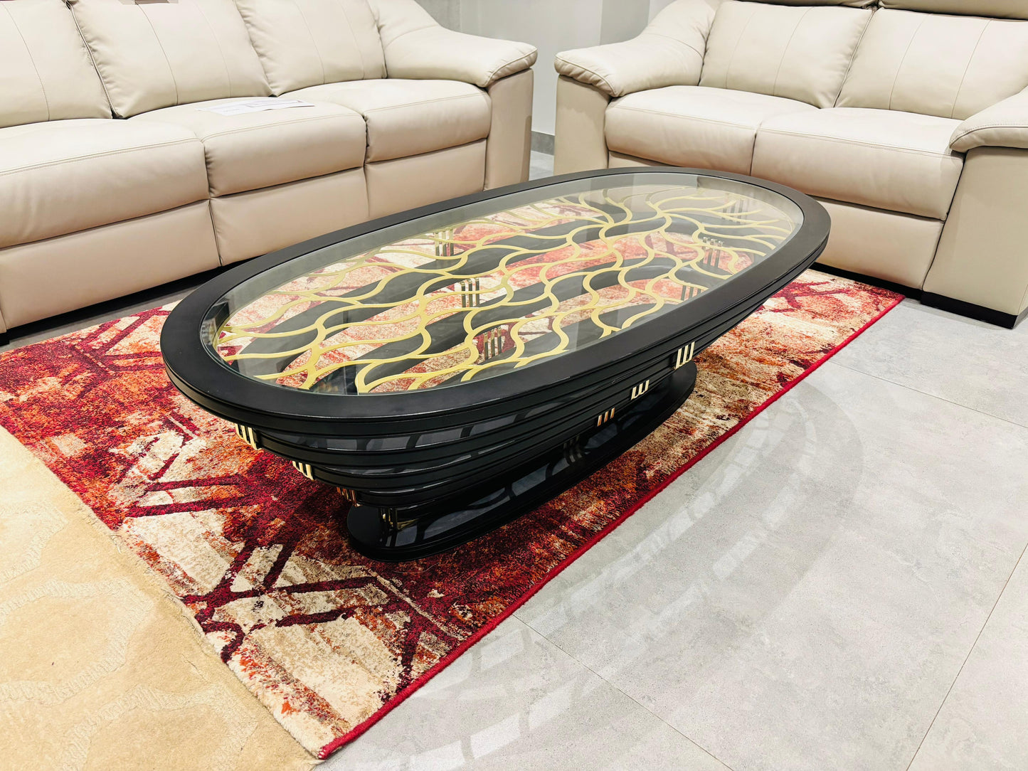 CT-156 - CENTRE TABLE - OUTLET