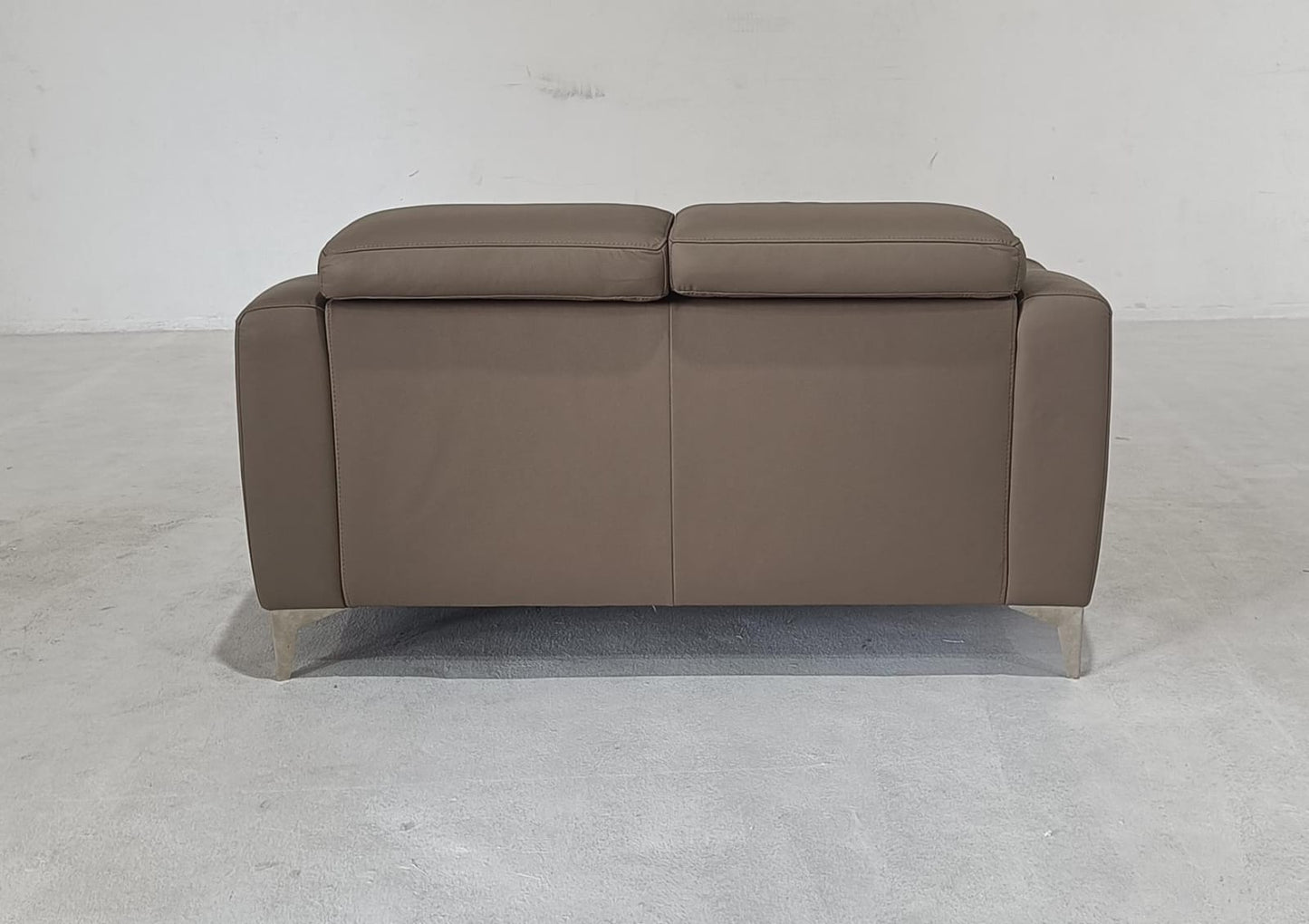 KF.023 - 2 SEATER - OUTLET