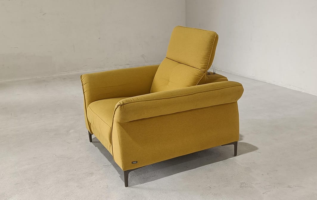 KM.5057(4) - 1 SEATER - BLR WH