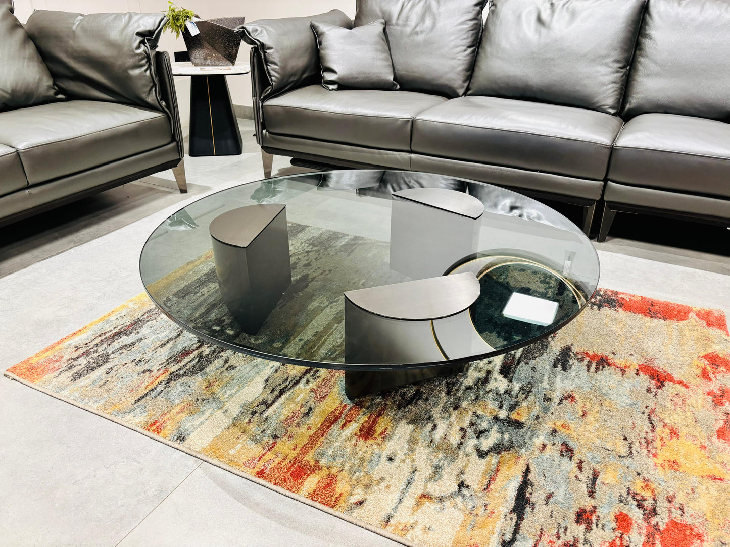 BCJ173 - CENTRE TABLE - OUTLET