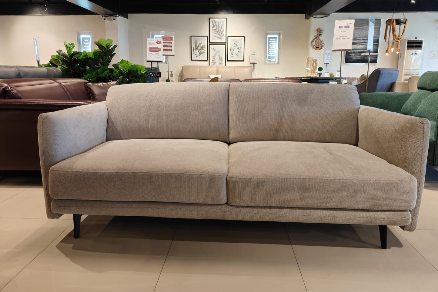 COSMO - 3 SEATER - BTM