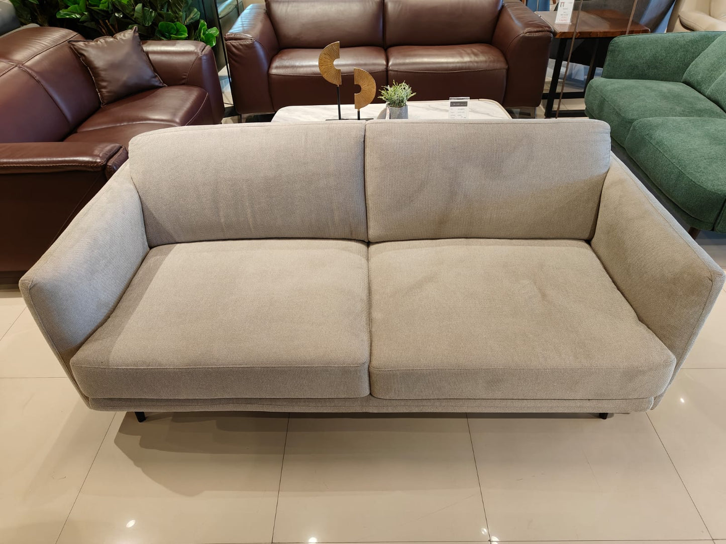 COSMO - 3 SEATER - BTM