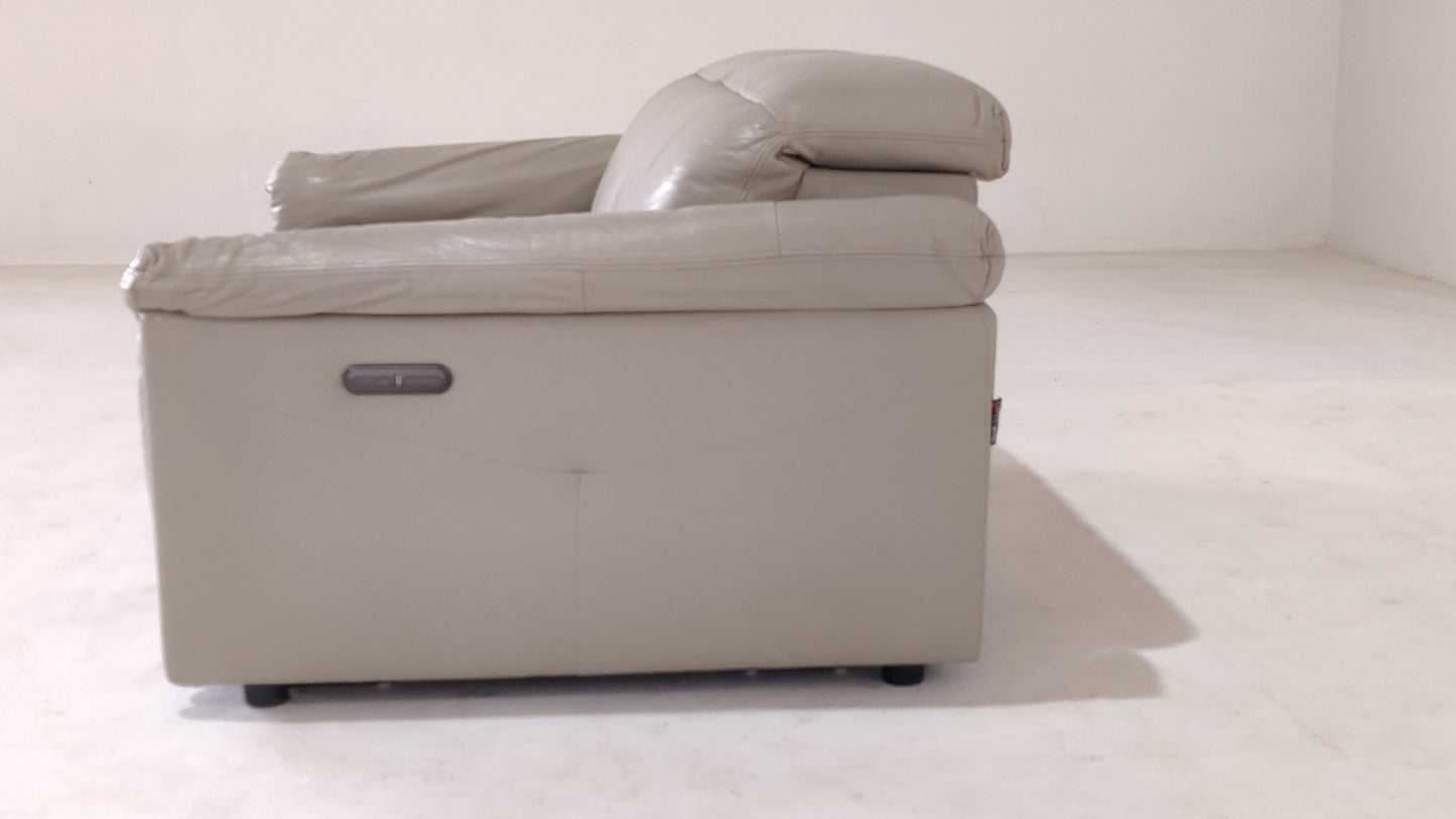 KM.5033 - 2 SEATER RECLINER(ELECTRIC) - OUTLET
