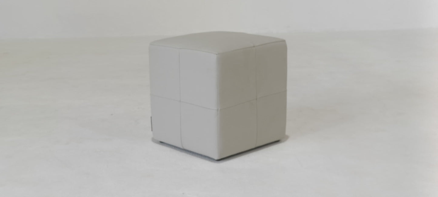 D506 - OTTOMAN - BLR WH