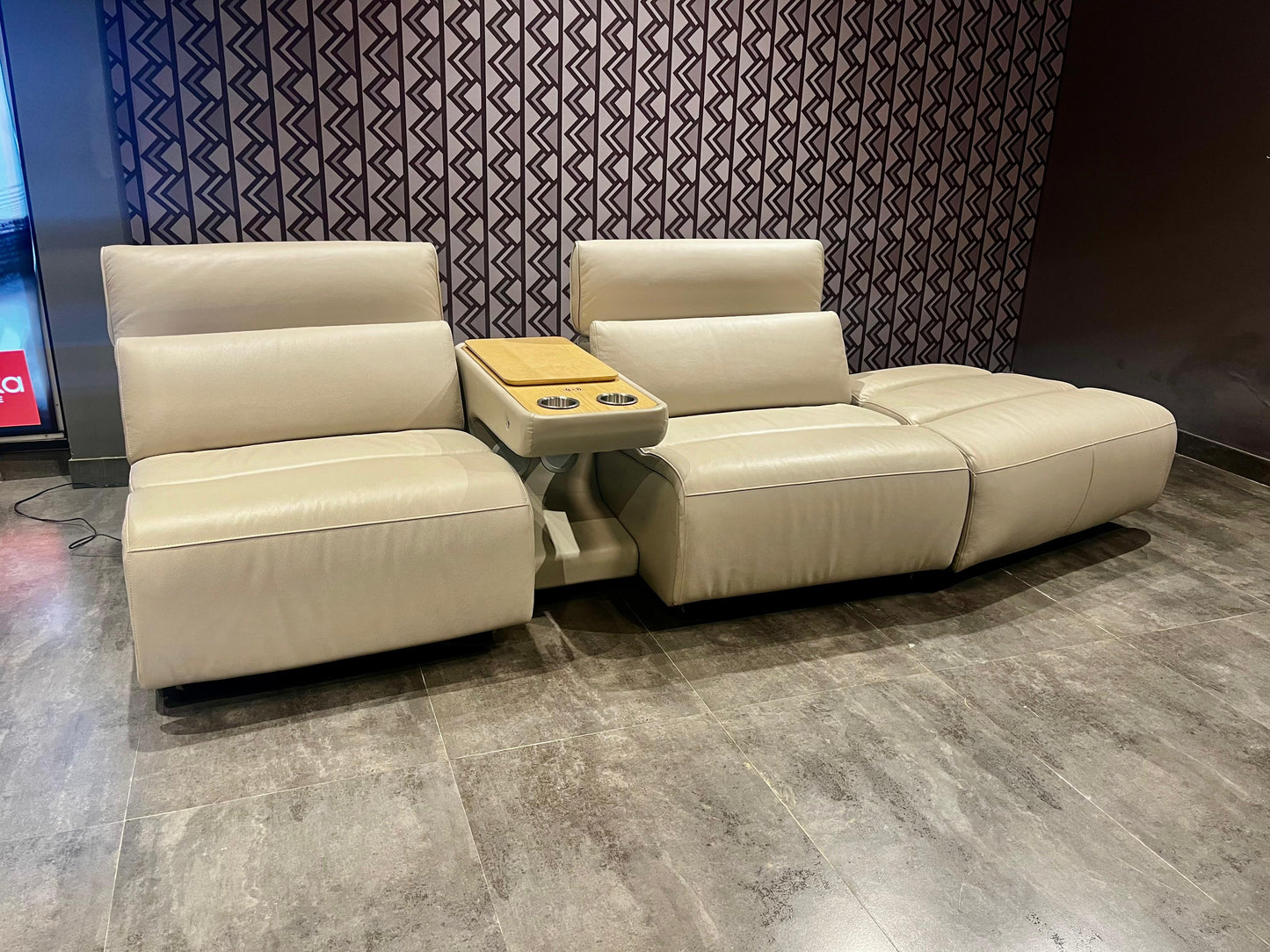 D2203 - 3 SEATER+CT+LOUNGE - NAR