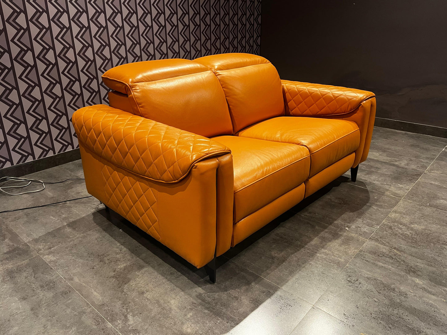 KM.5167 - 2 SEATER RECLINER(ELECTRIC) - NAR
