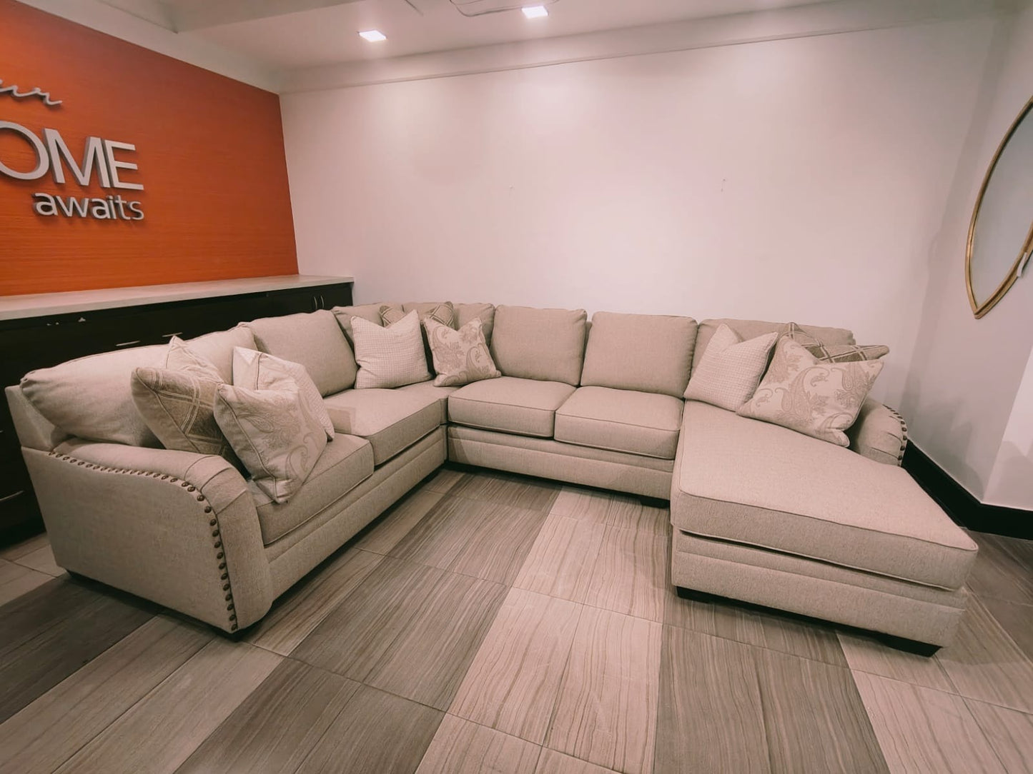 LUXORA - 5 SEATER + CHAISE - BSK