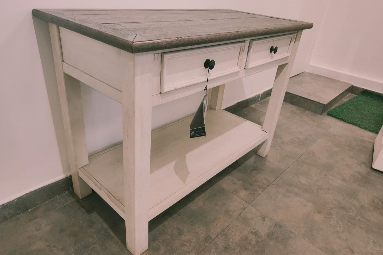 T637-4 - SOFA TABLE - BSK