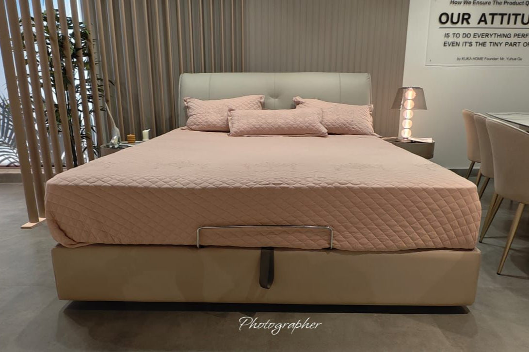 B969B+B999-01 - KING STORAGE BED - WFD
