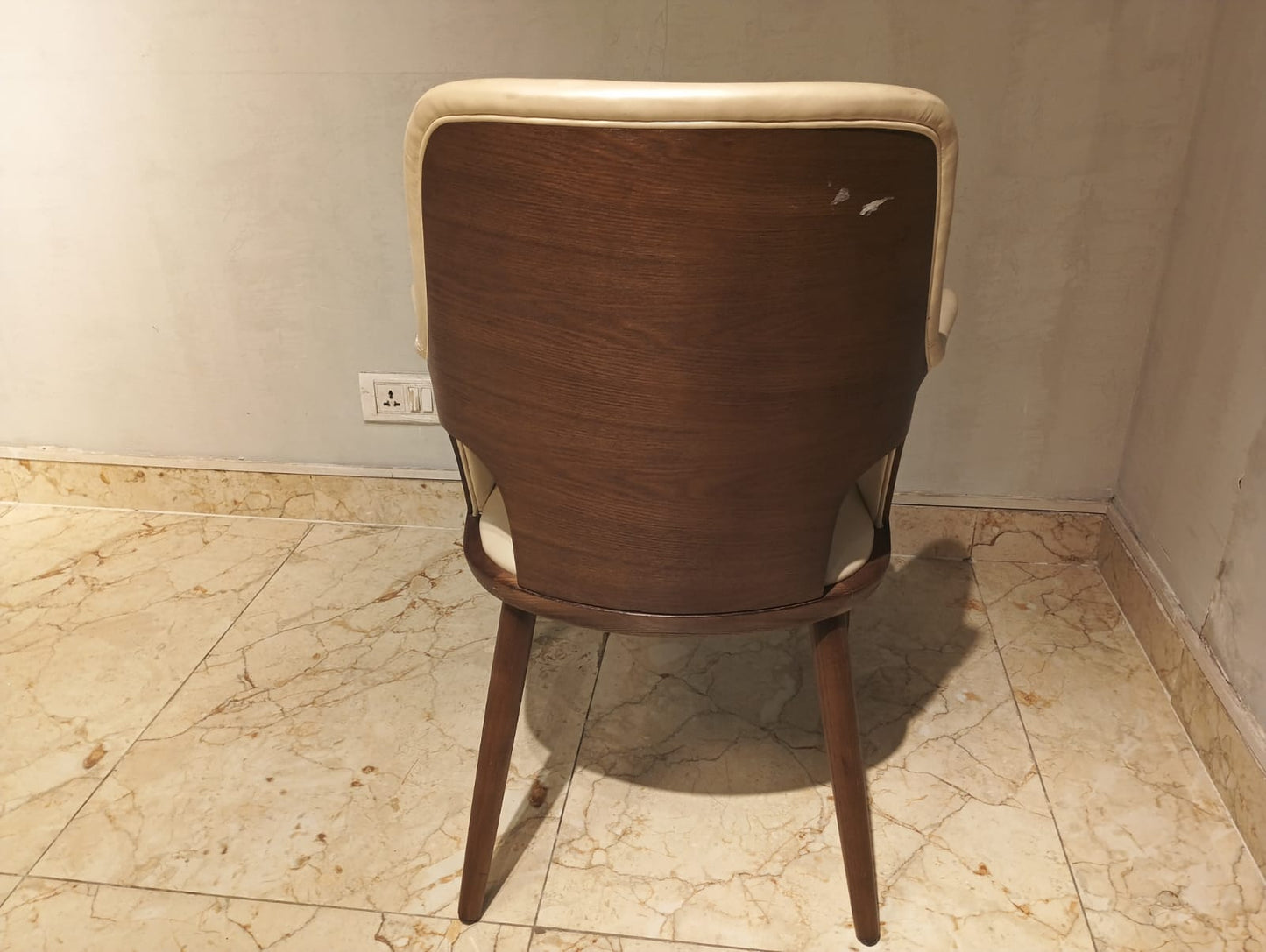 6802(6) - DINING CHAIR - BSK