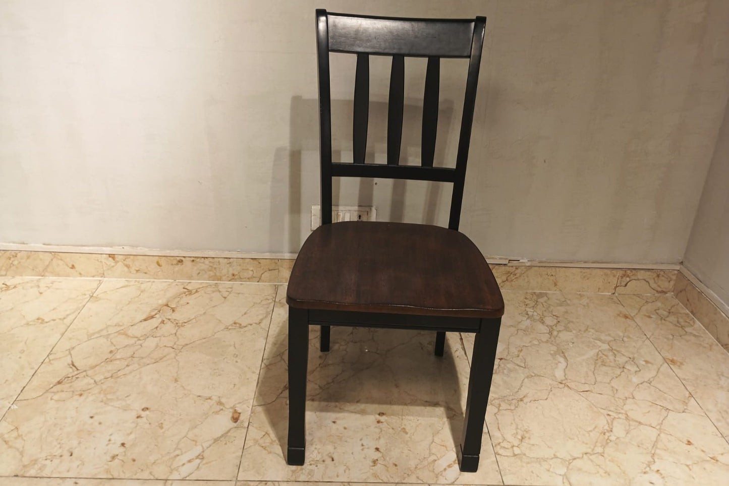 D580-02(1) - DINING CHAIR - BSK