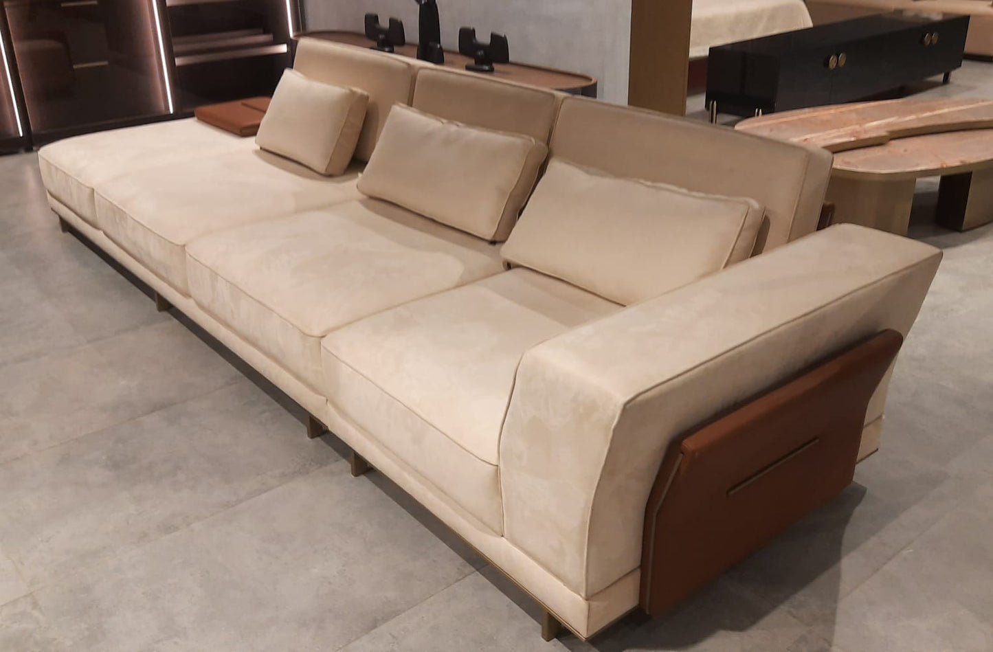 LOUNGE SOFA - 3 SEATER + LOUNGE - IND DASH(BESPOKE)