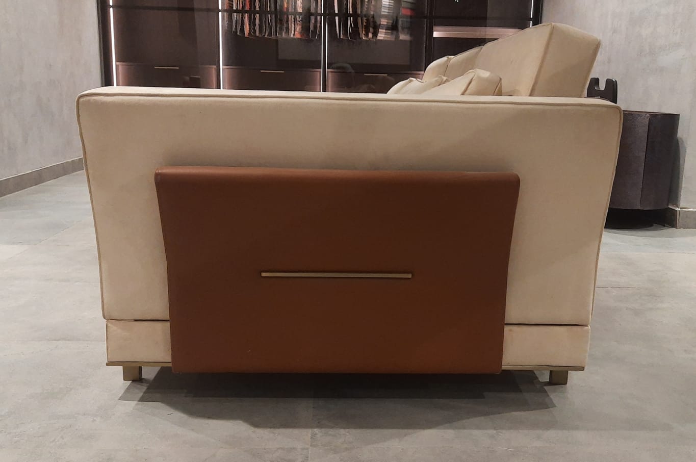 LOUNGE SOFA - 3 SEATER + LOUNGE - IND DASH(BESPOKE)
