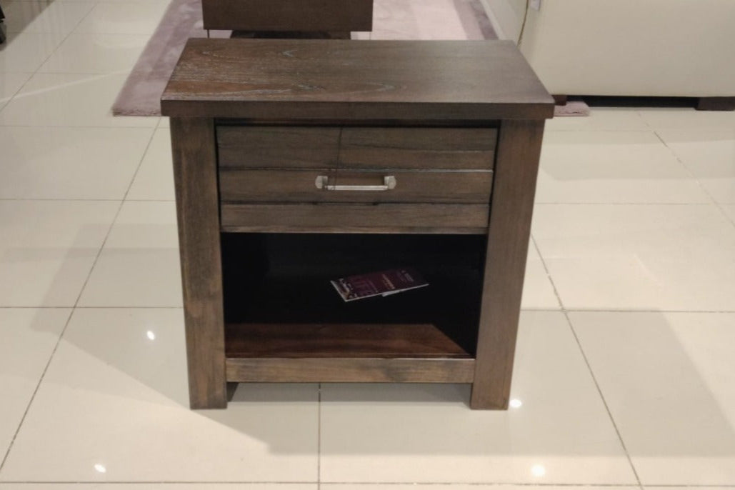 B574-91 - NIGHTSTAND - BH