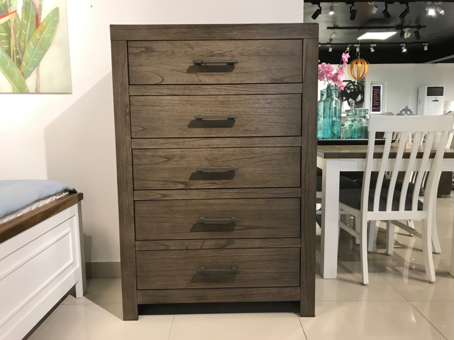 B537-46 - CHEST OF DRAWER - BTM