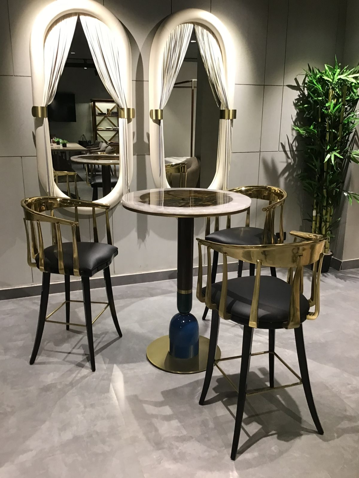 NAMAN - BAR UNIT - IND DASH(BESPOKE)
