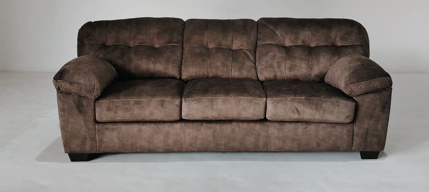 7050839(1) - 3 SEATER - BLR WH