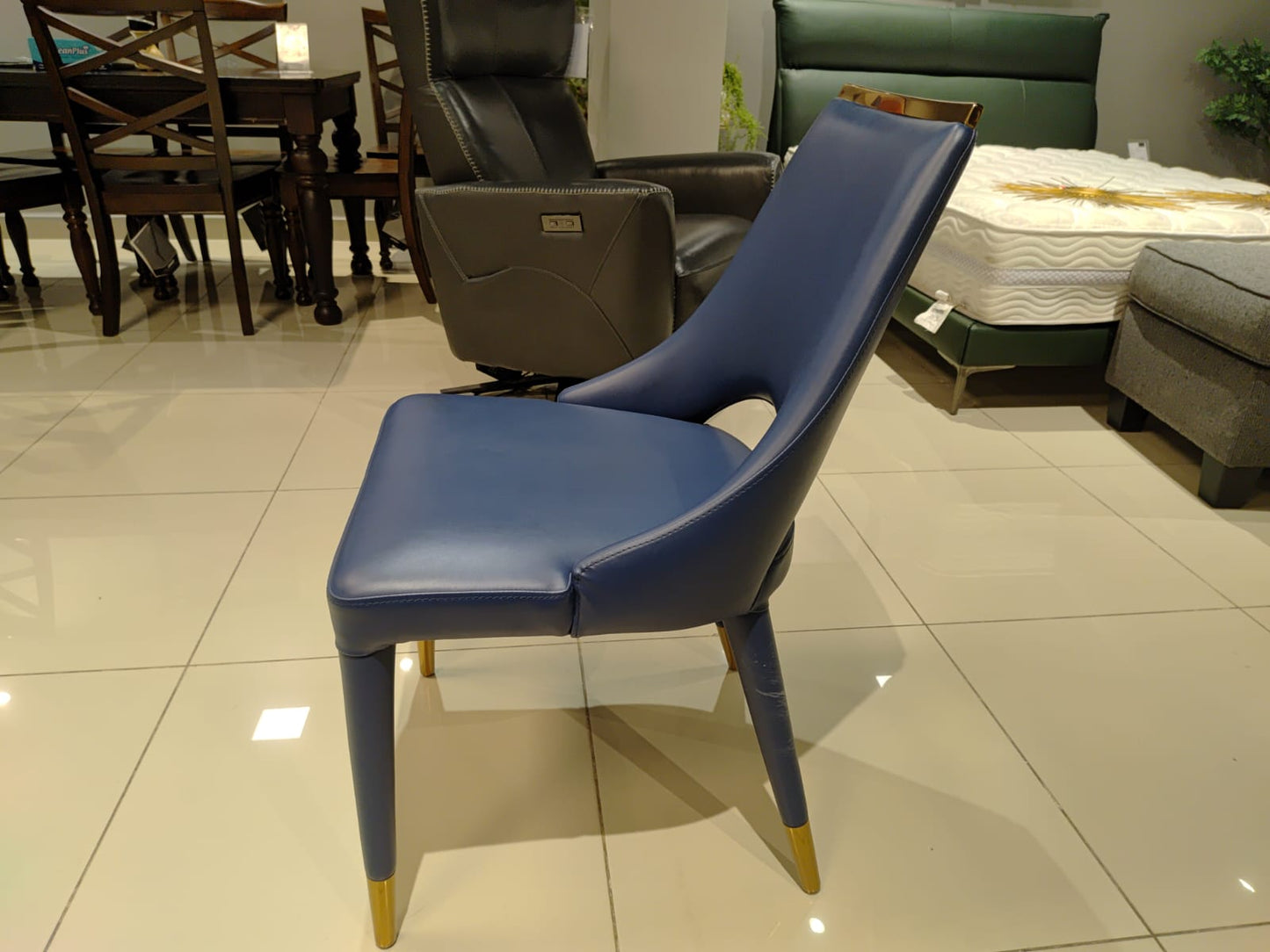 1029(1) - DINING CHAIR - BH