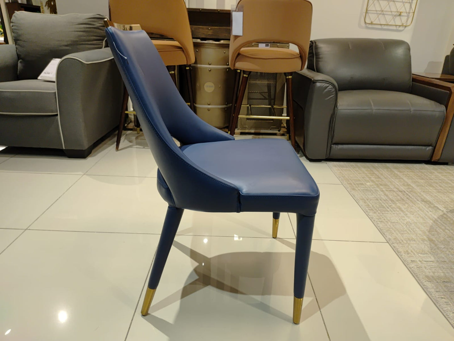 1029(1) - DINING CHAIR - BH