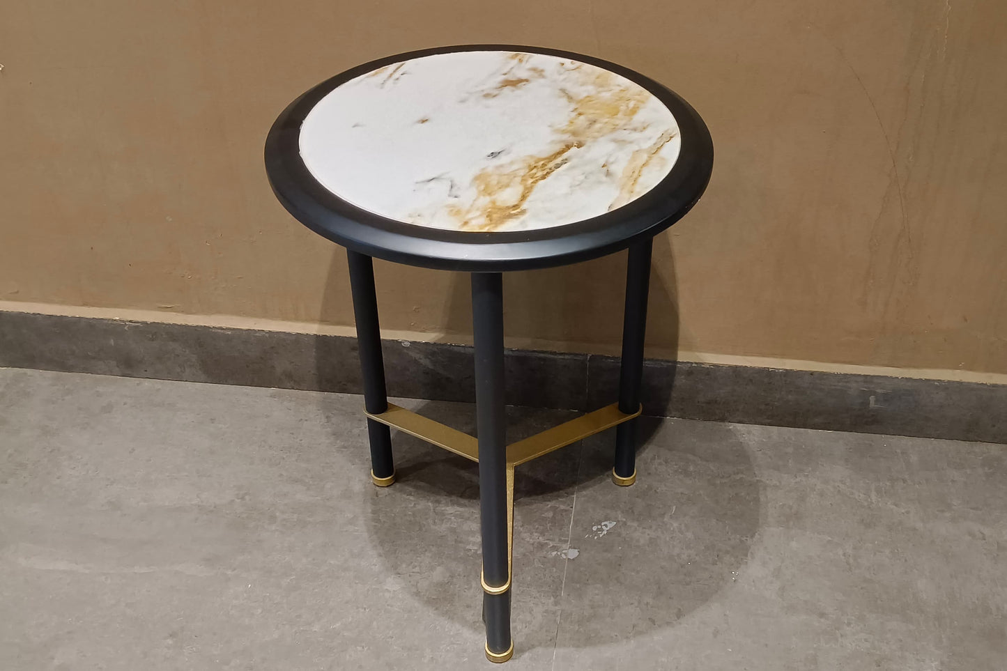 ET-E19138-R - SIDE TABLE - STJ