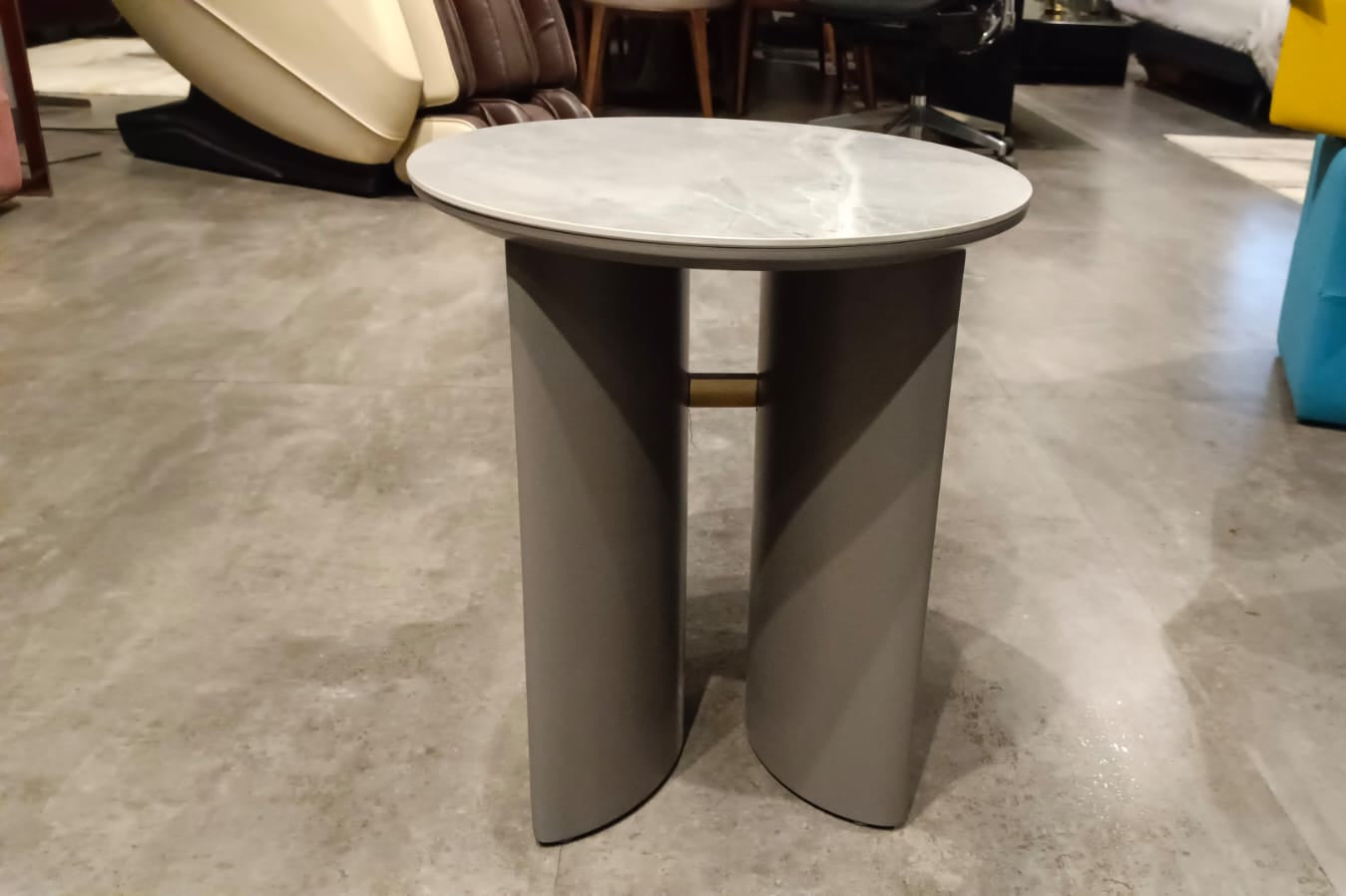 PT3018TB - SIDE TABLE - STJ