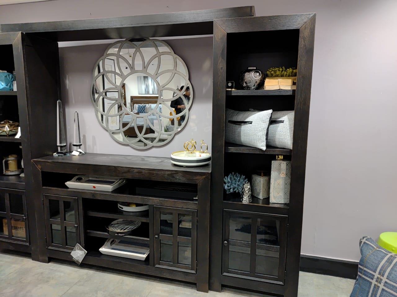W732-23/24/25/38 - TV UNIT - BH