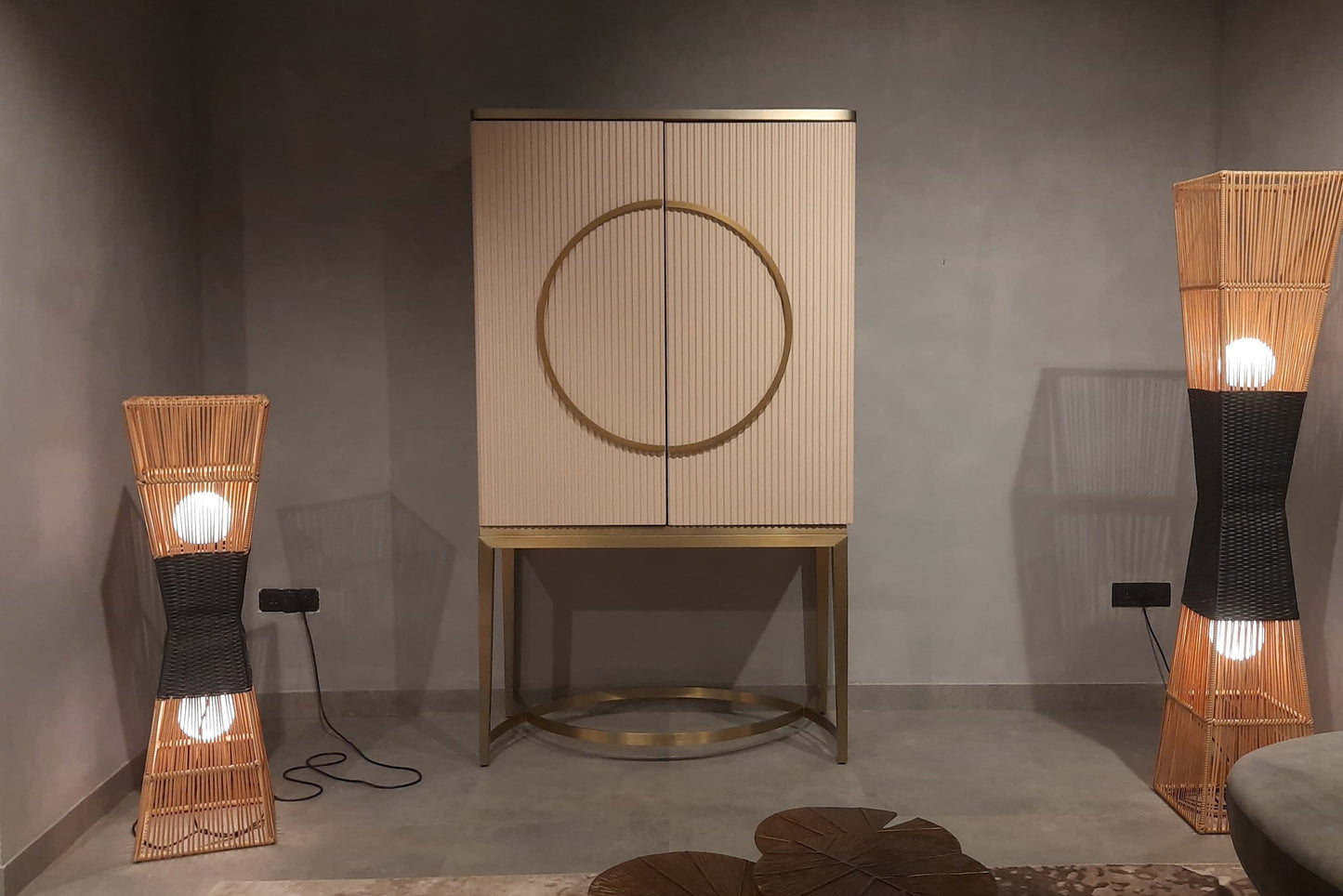 BAR CABINET - IND DASH(BESPOKE)