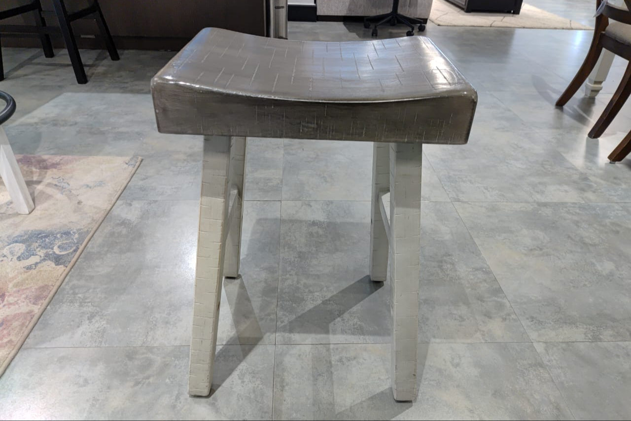D548-424 - BAR STOOL - BH