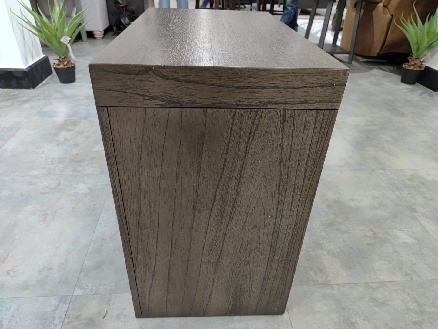 B537-92(1) - NIGHT STAND - BH (S58390 - 30-04-2026 - VISHNU VARDHAN - NAR)