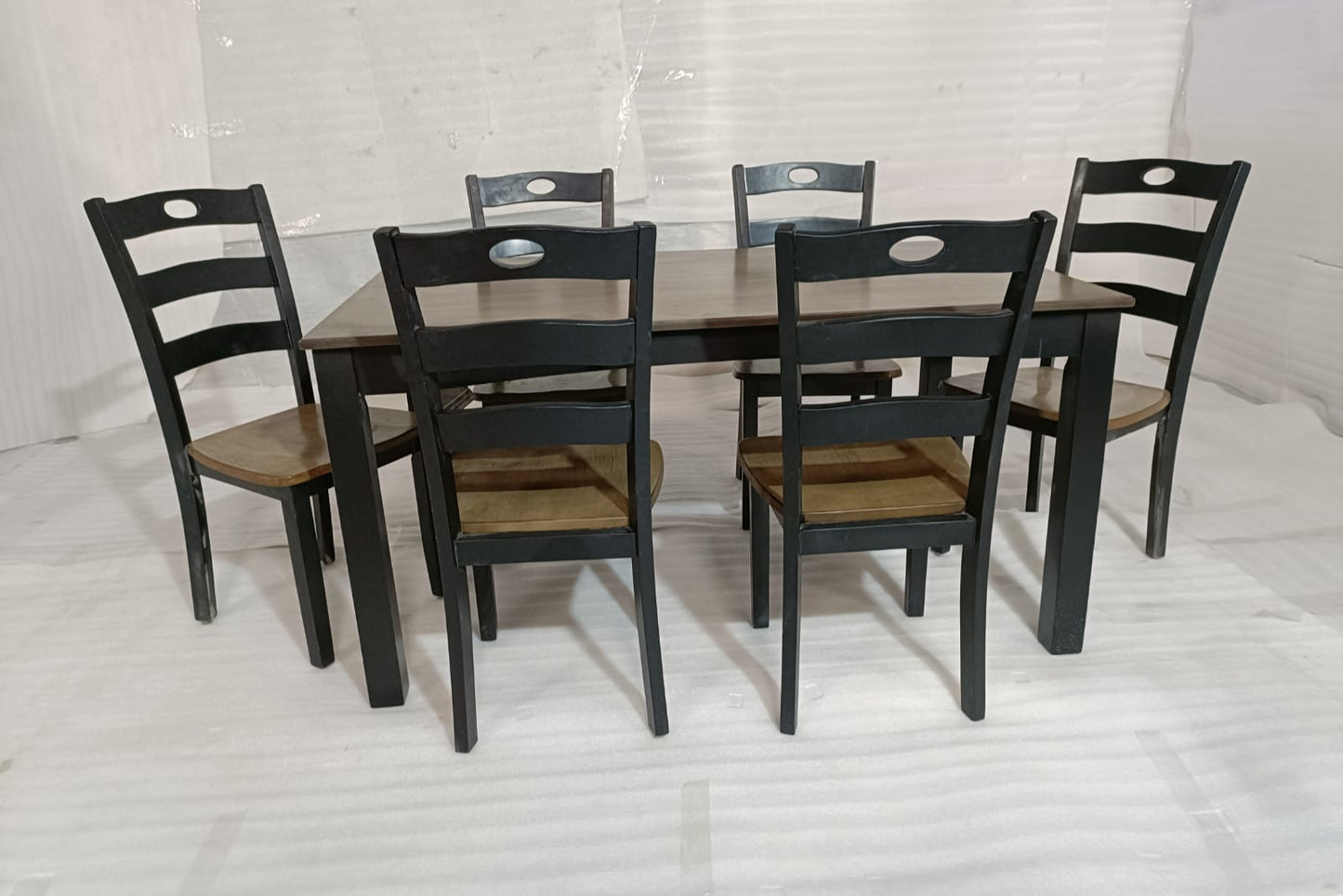 D338-425(1) - DINING SET - BLR WH