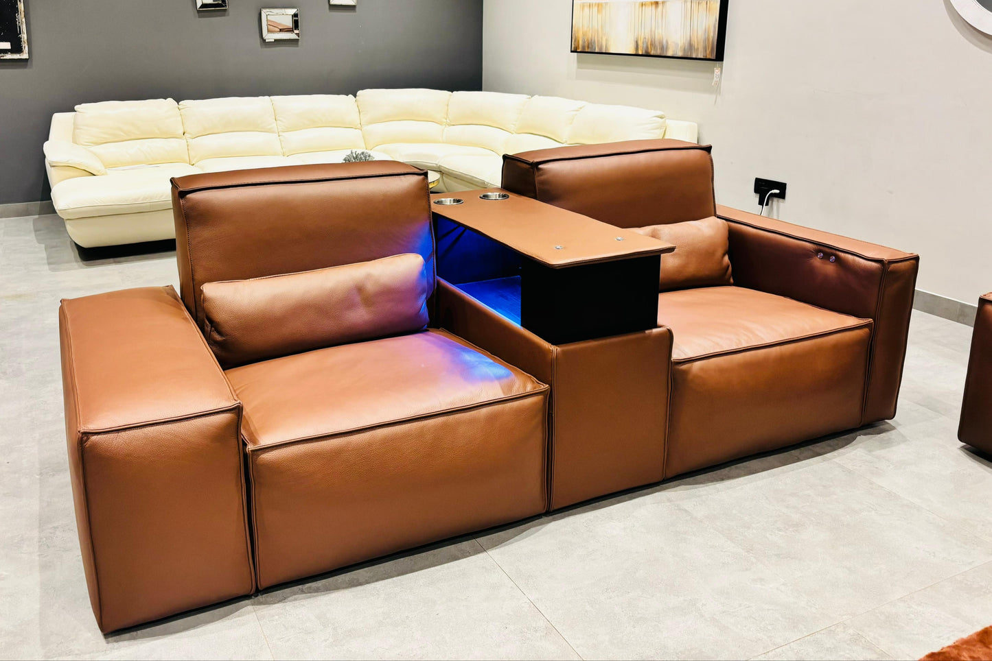 AW2301-D - 2 SEATER+CONSOLE - OUTLET