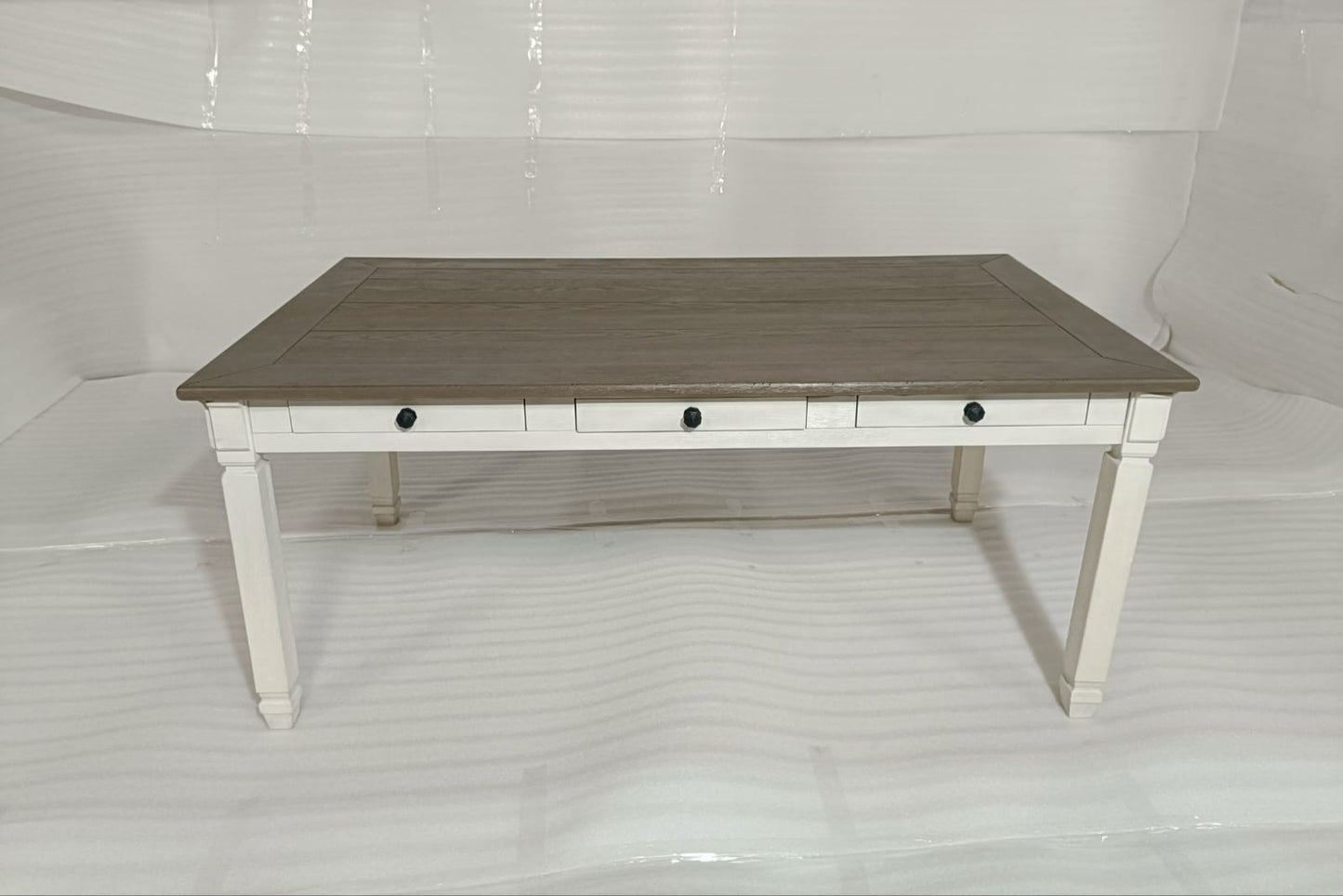 D647-25 - DINING TABLE - BLR WH