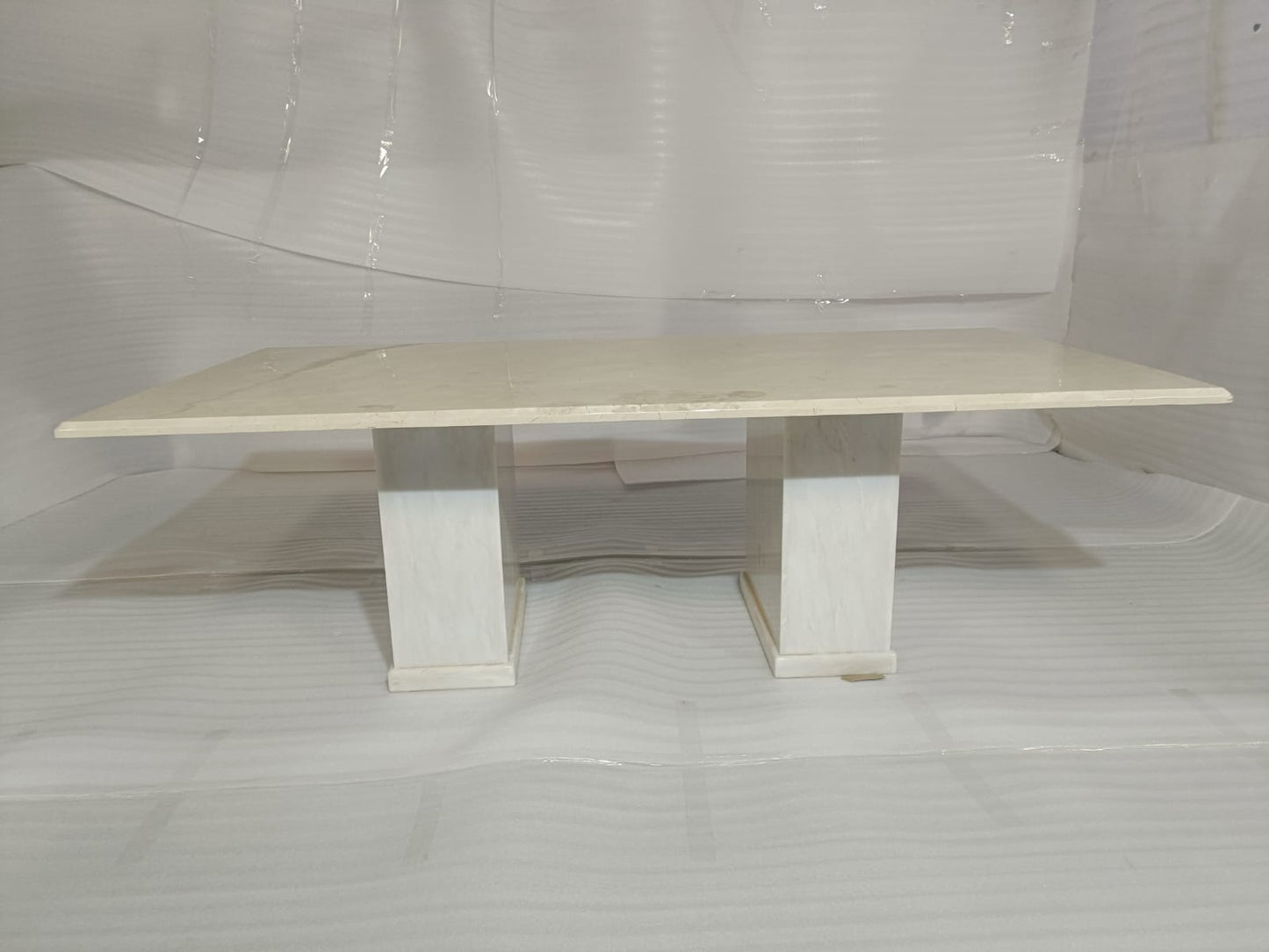 ITTALIAN - DINING TABLE - BLR WH
