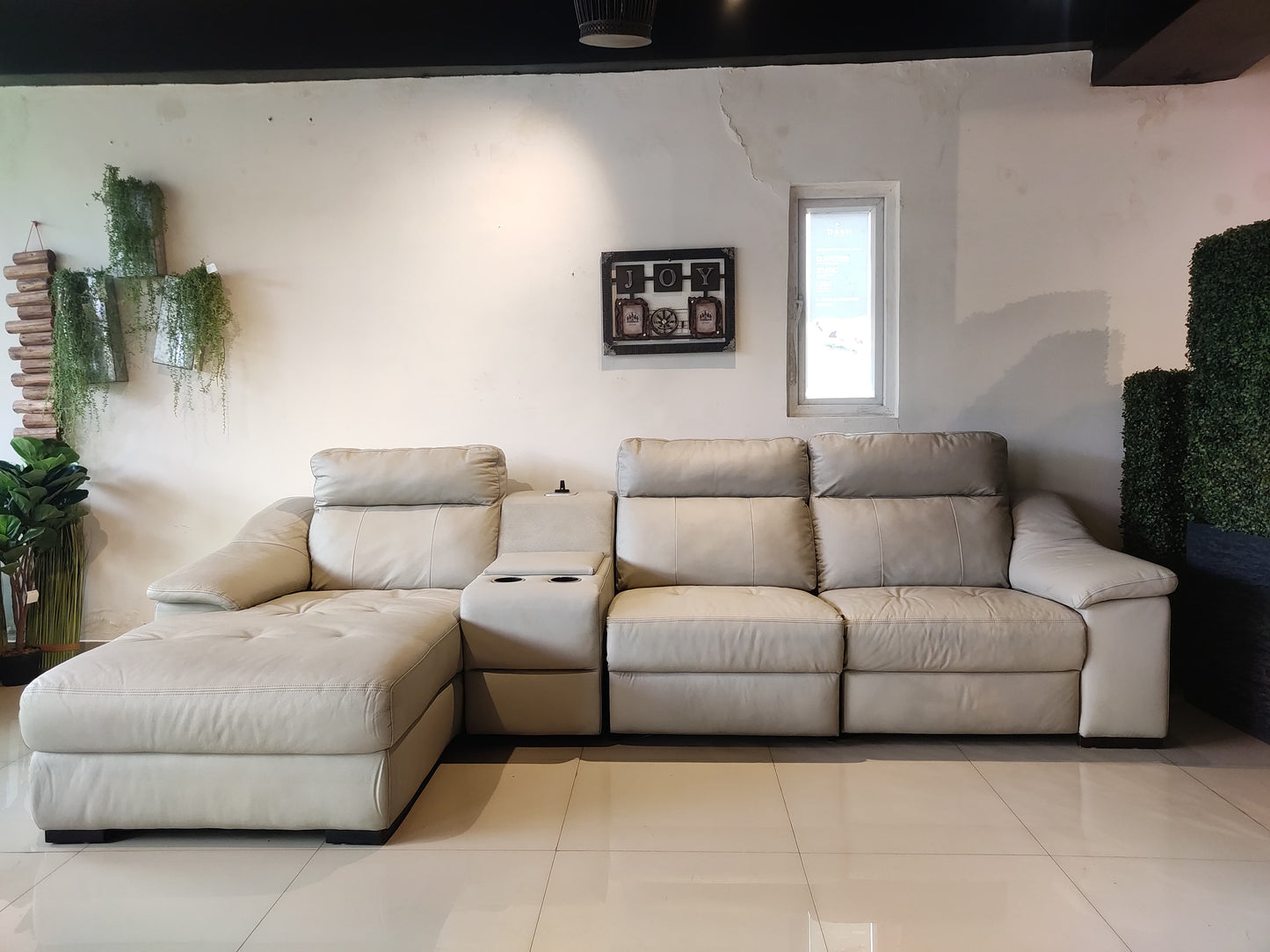 1735 - 3 SEATER+CHAISE(ELECTRIC) - BTM