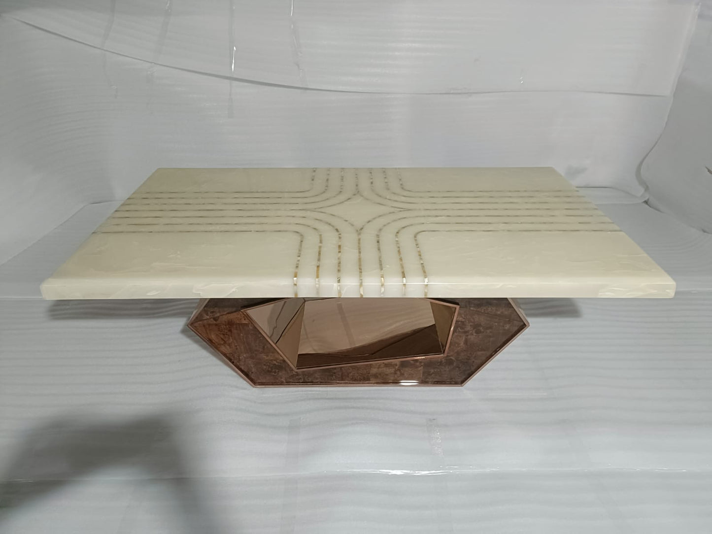 DIAMOND(1) - DINING TABLE - BLR WH