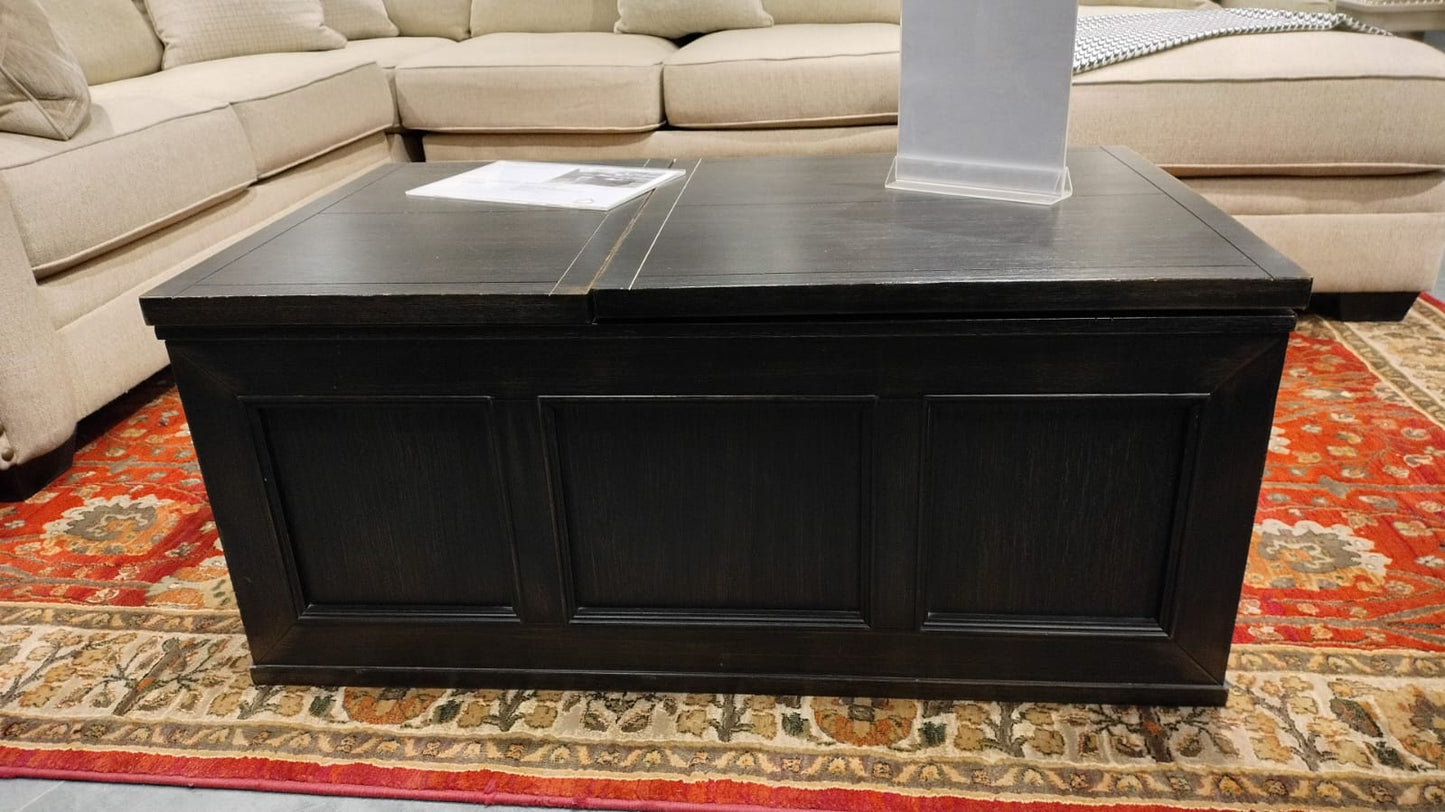 T752-9 - COFFEE TABLE - GB