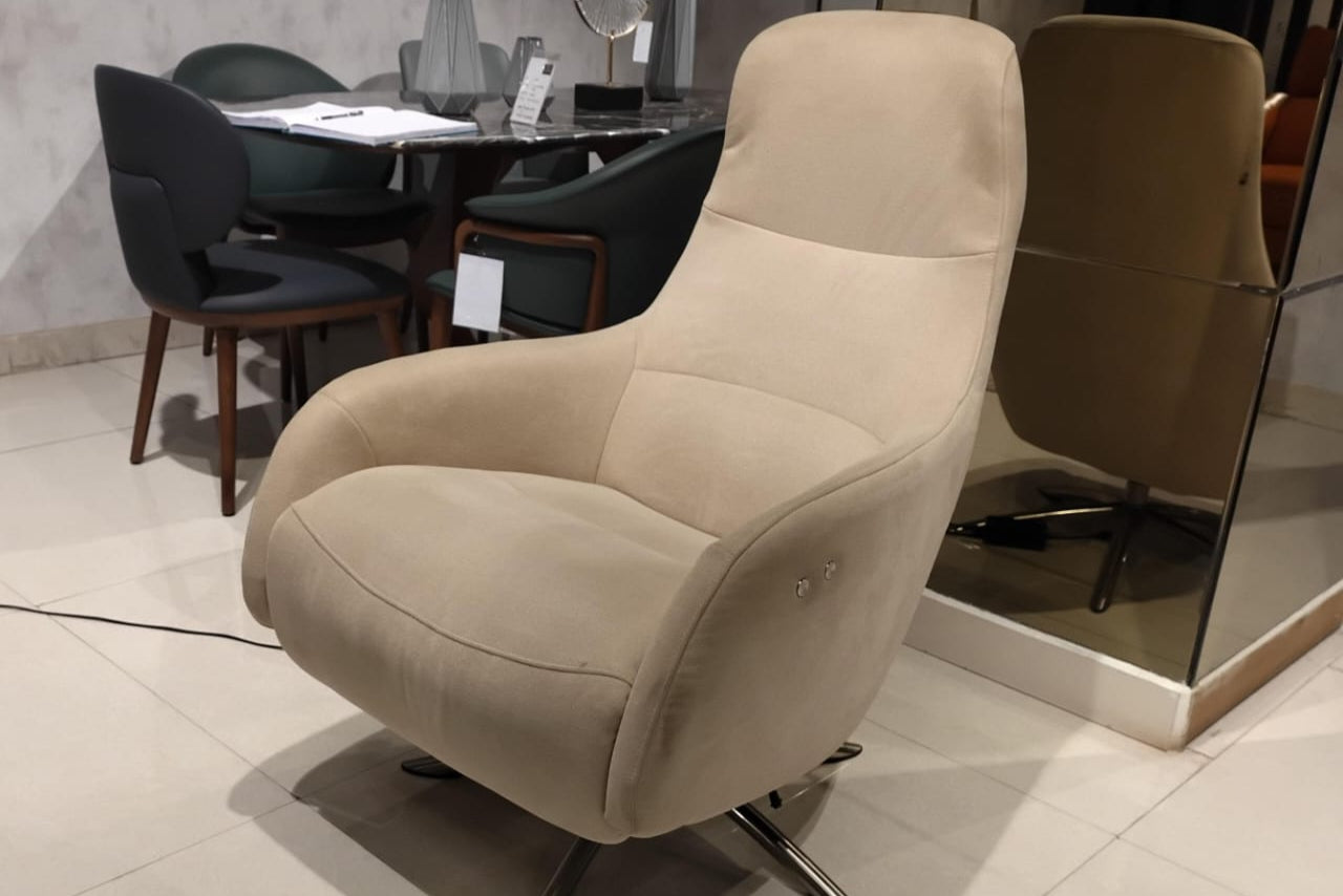 7698 - 1 SEATER - GB