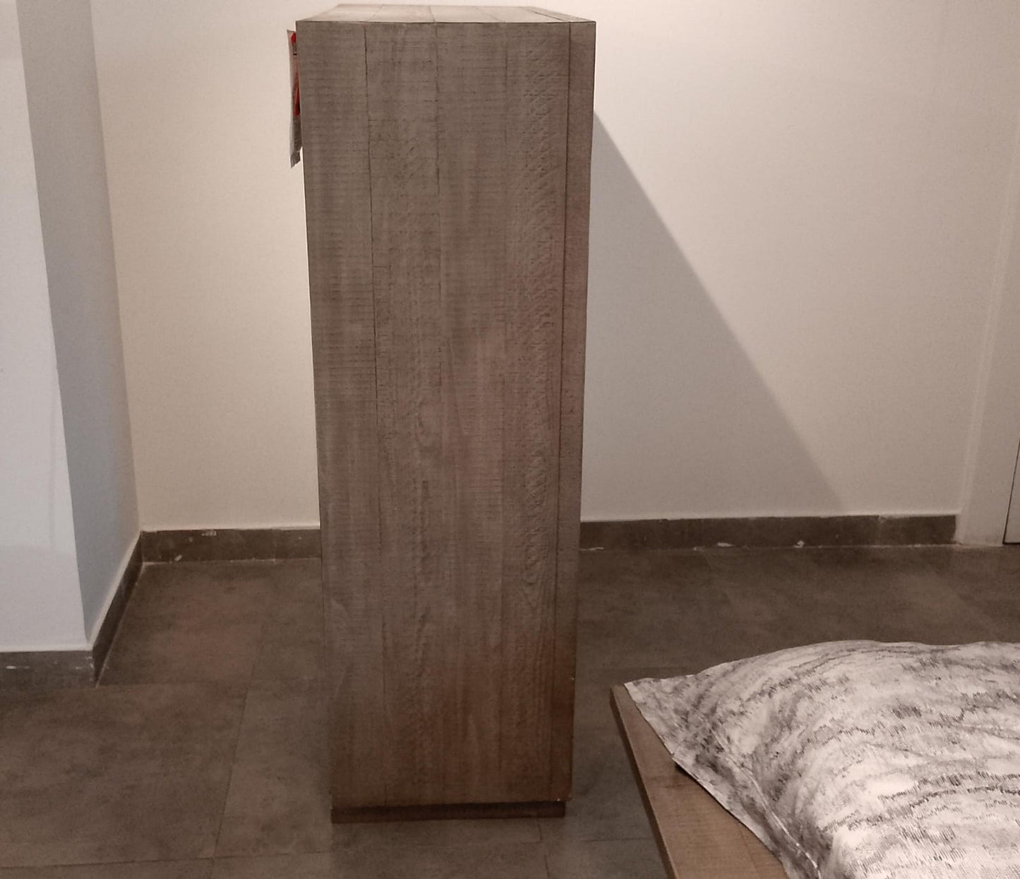 B760-46 - CHEST OF DRAWER - BSK