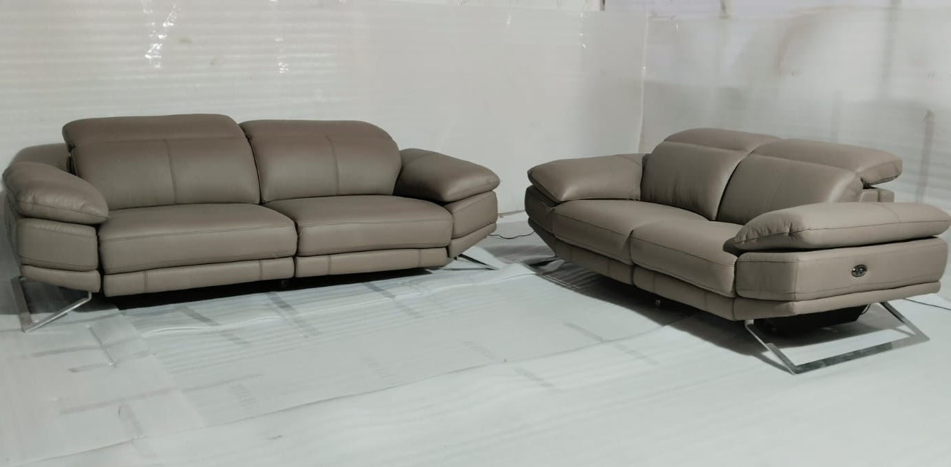 RS-B0197 - 2.5+2 SEATER RECLINER(ELECTRIC) - OUTLET