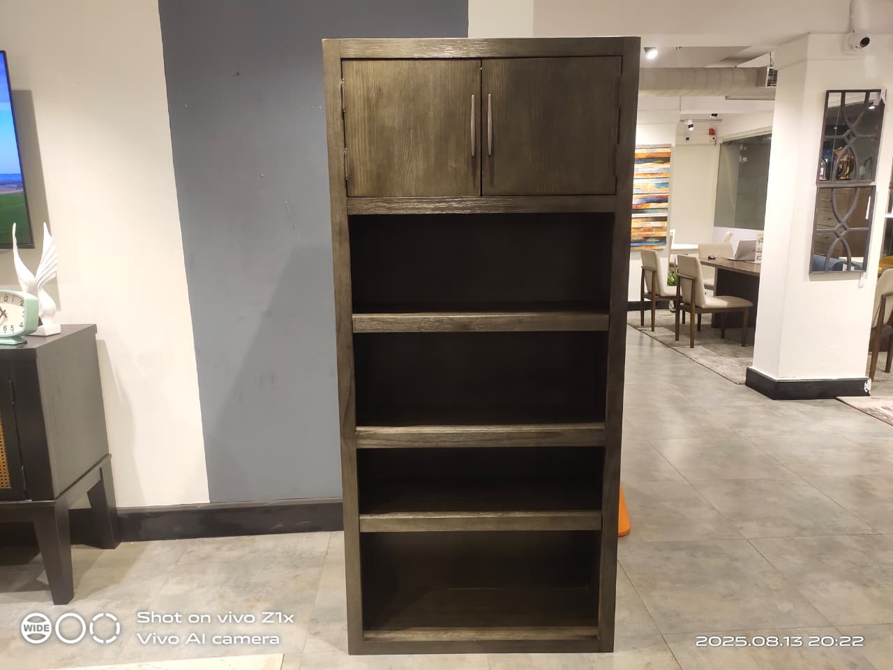H467-17 - BOOKCASE - BH