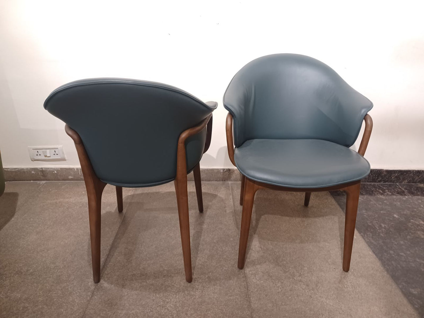 C213(6) - DINING CHAIR - WFD