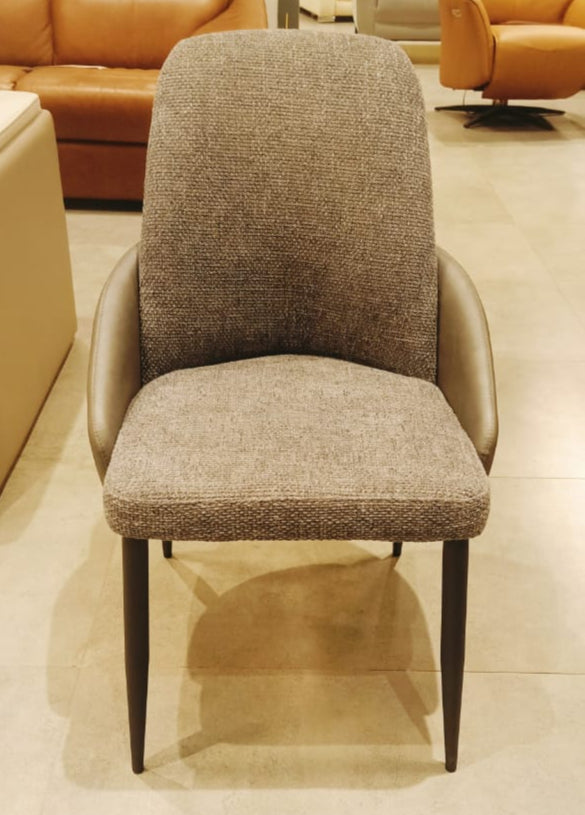 VD6370(2) - DINING CHAIR - OUTLET