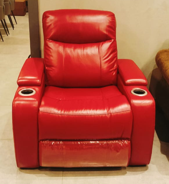 UY111HM(1) - 1 SEATER RECLINER(ELECTRIC) - OUTLET (S52211 - 01/02/2026 - Kulvir Singh - BSK)