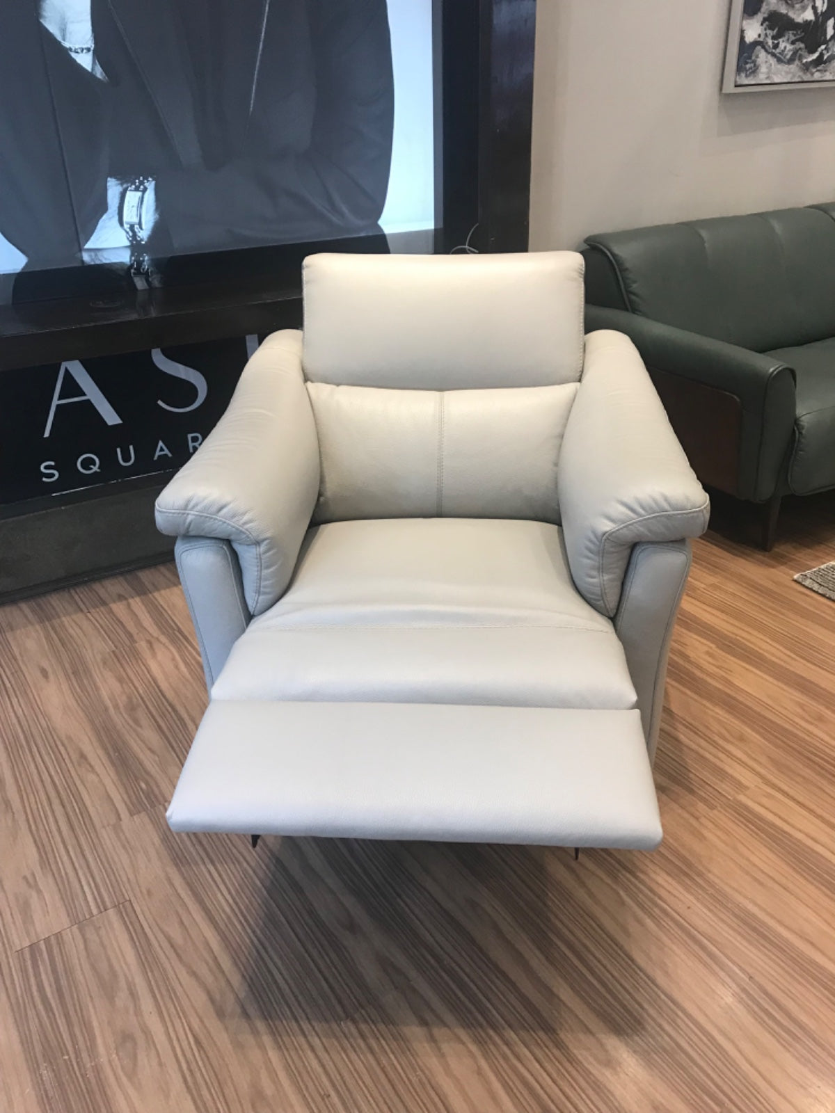 C068 - 3+2+1 SEATER RECLINER(ELECTRIC) - BTM