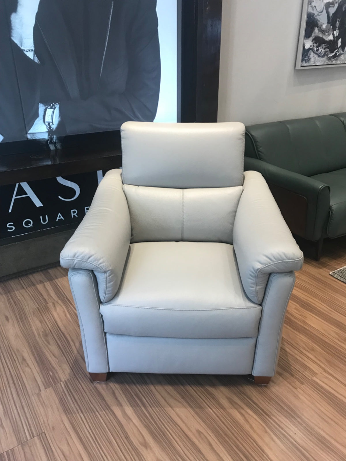 C068 - 3+2+1 SEATER RECLINER(ELECTRIC) - BTM