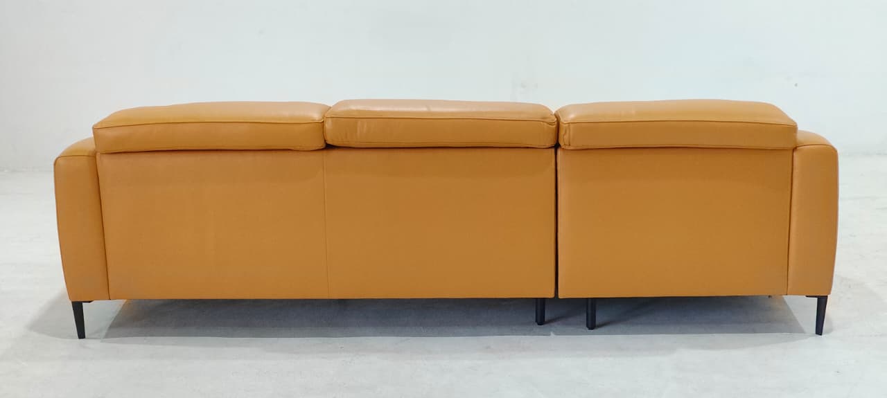 KF.023(2) - 3 SEATER+CHAISE - BLR WH