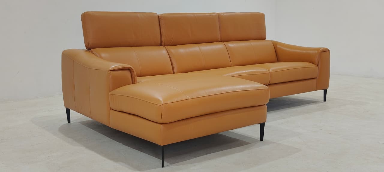 KF.023(2) - 3 SEATER+CHAISE - BLR WH