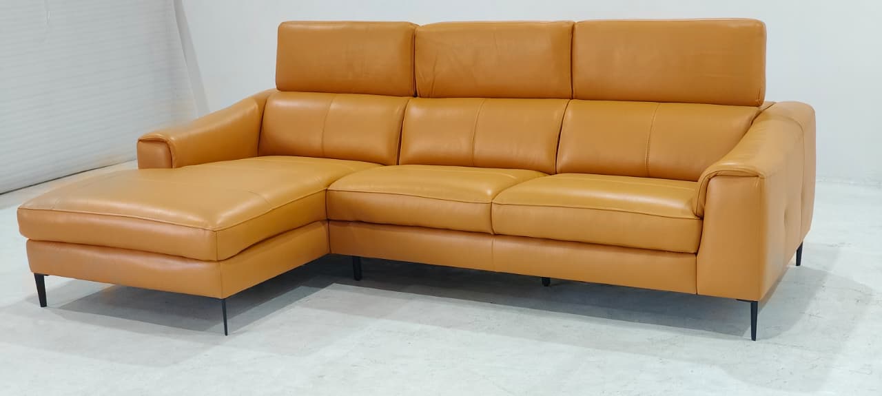 KF.023(2) - 3 SEATER+CHAISE - BLR WH