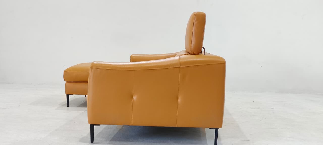 KF.023(2) - 3 SEATER+CHAISE - BLR WH
